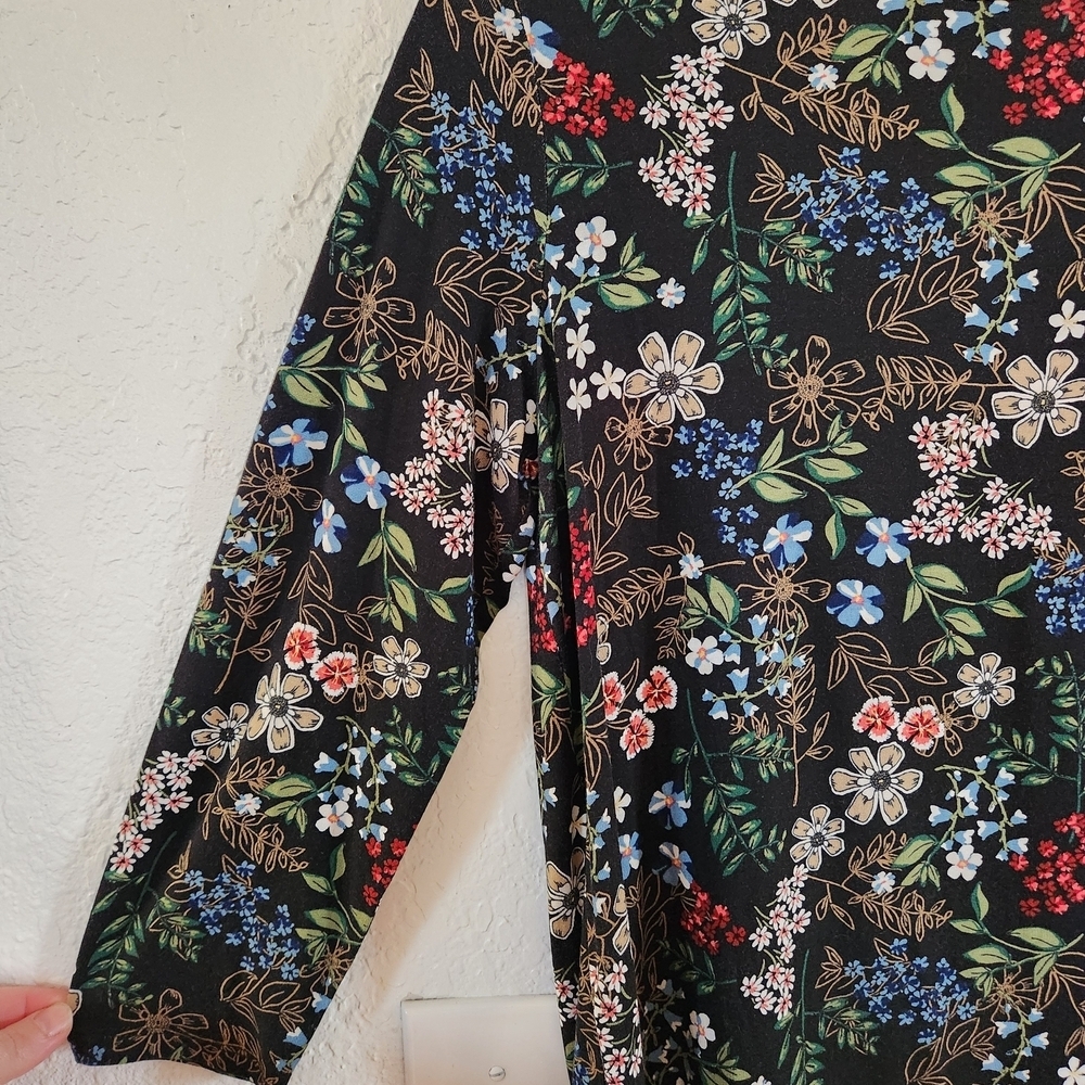 J.‎ Jill Spring Black Floral Print Women's Top Stretchy T Shirt Boho Cottagecore - Picture 4 of 6